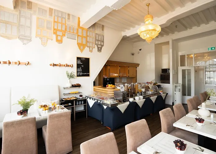 Multatuli Hotel